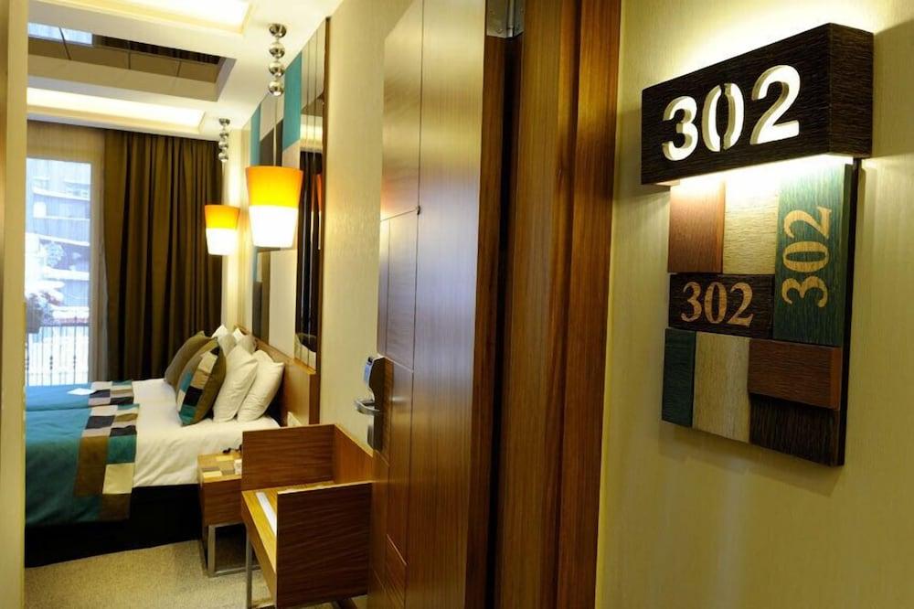 Collage Taksim Hotel Isztambul Kültér fotó